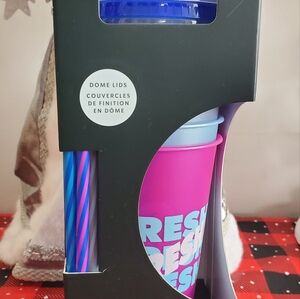Brand new Starbucks Reusable Cold 5 cups with matching straws.